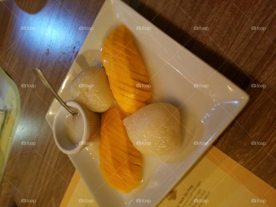 Mango sticky rice