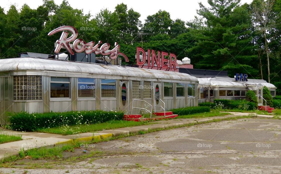 Rosie's Diner, closed and decaying in Rockford, MI
