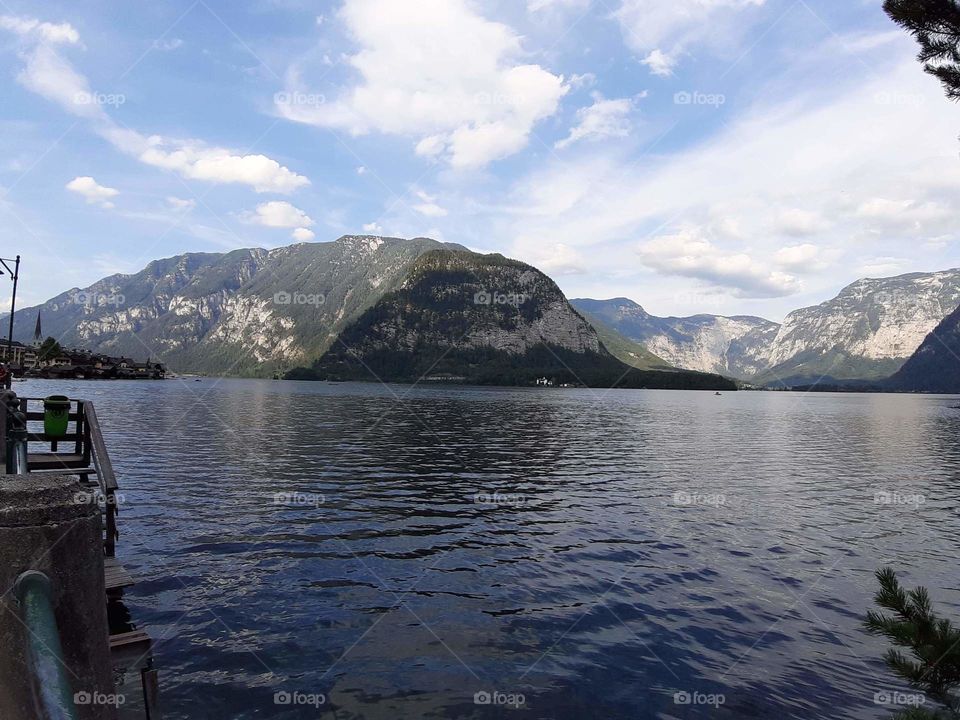 The simplest and the most honest mirror of this world: the water