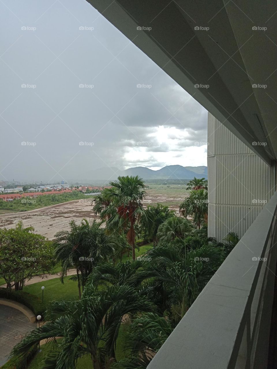 Square window form by the raining cloud