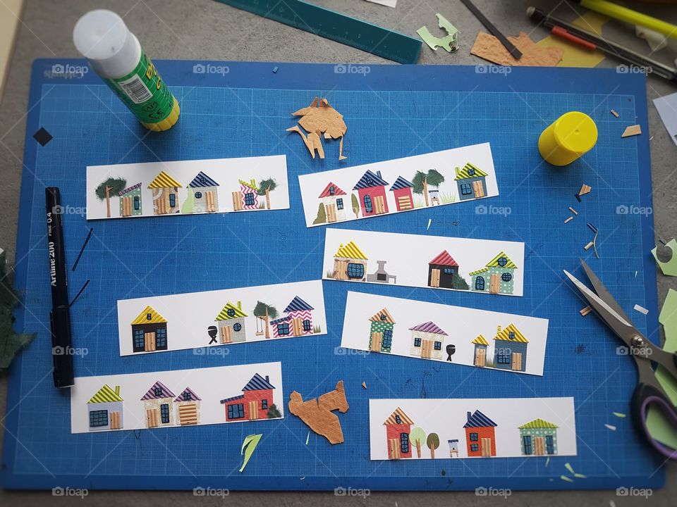 Bookmarks with tiny coloured paper houses
