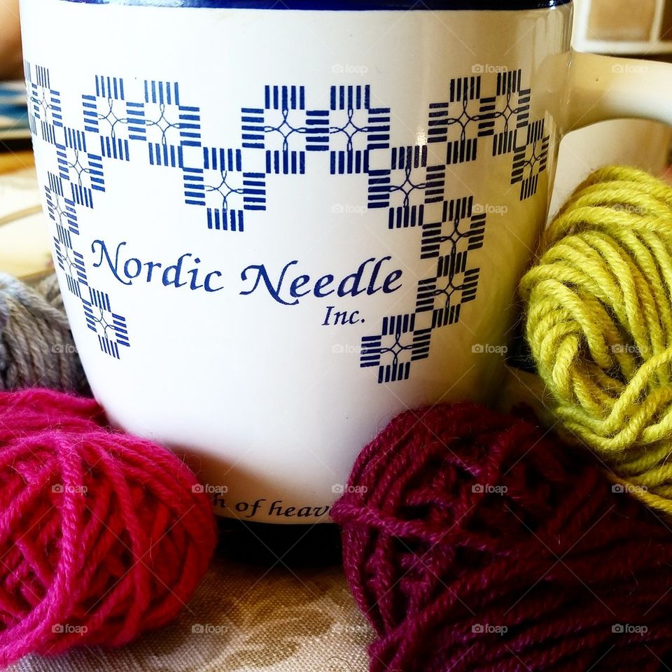 Cashmere Yarn with Mug