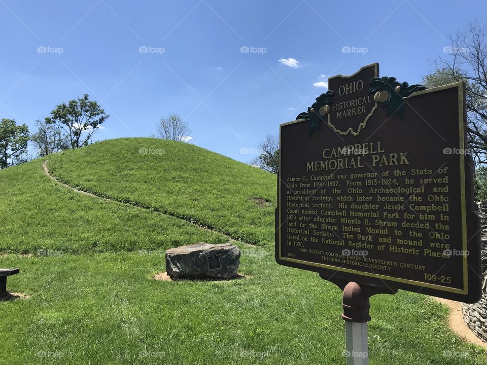 Shrum Mound ancient adena burial ground in Ohio 