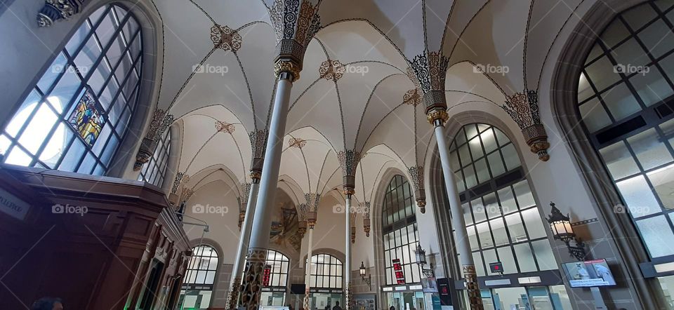 Ceiling Architecture
