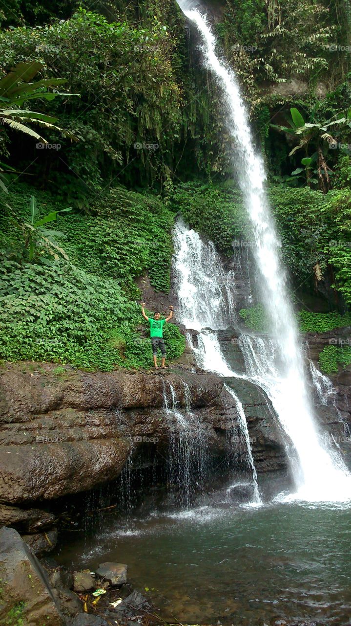 two water fall n all green