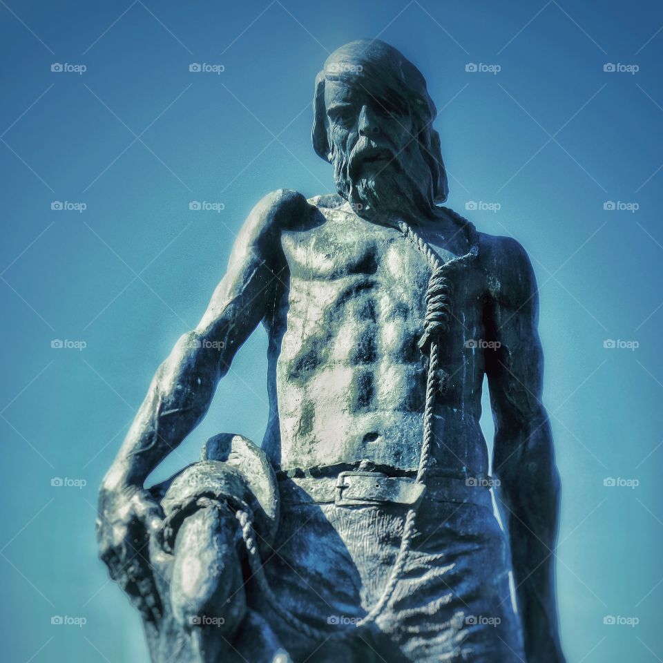 Statue. Ancient mariner