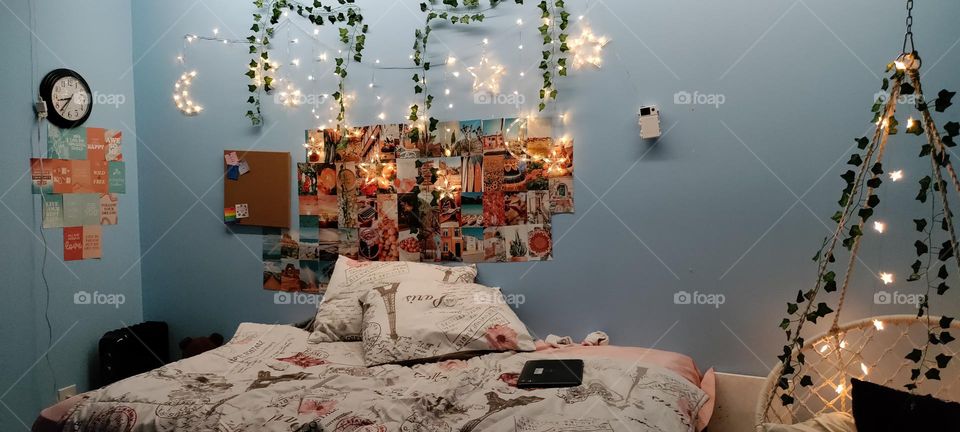 Aesthetic girls room