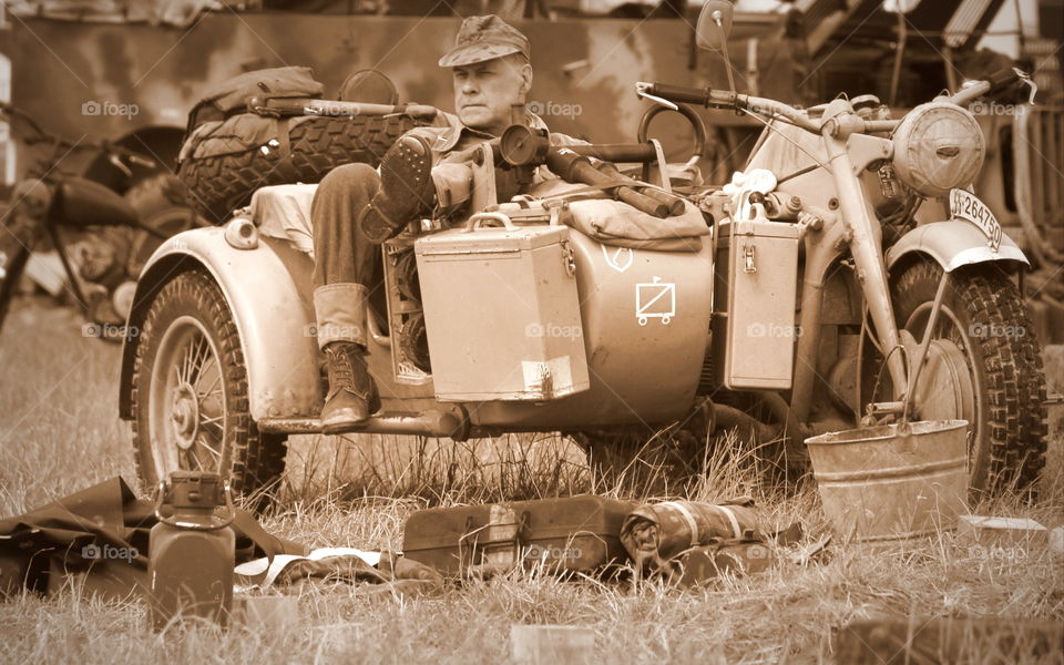 Vehicle, Transportation System, People, Wheel, Vintage