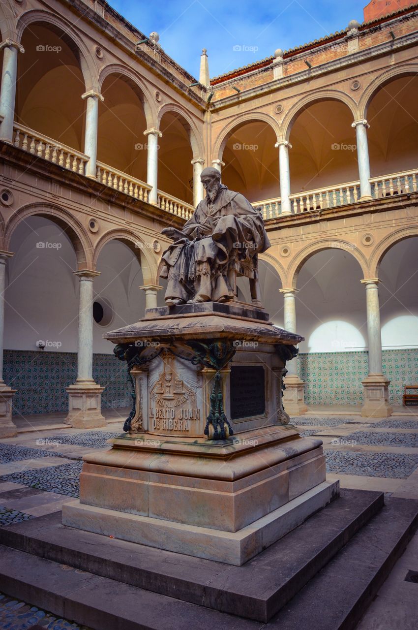 Claustro del Real Colegio Seminario del Patriarca (Valencia - Spain)