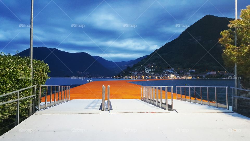 the floating piers