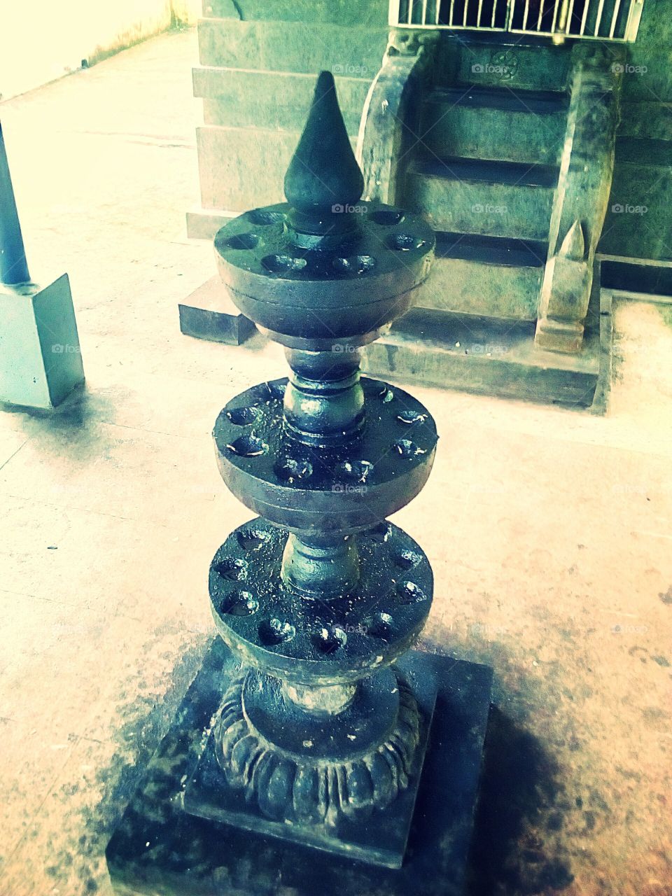 black stone Temple lamp