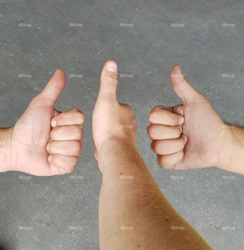 3 different thumbs