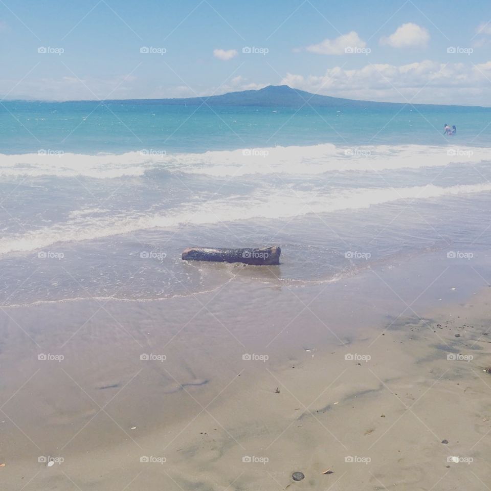 Calm waves at the beach 