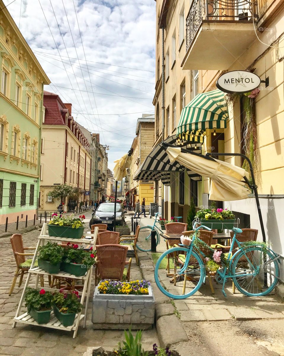 Lviv, Mentol cafe