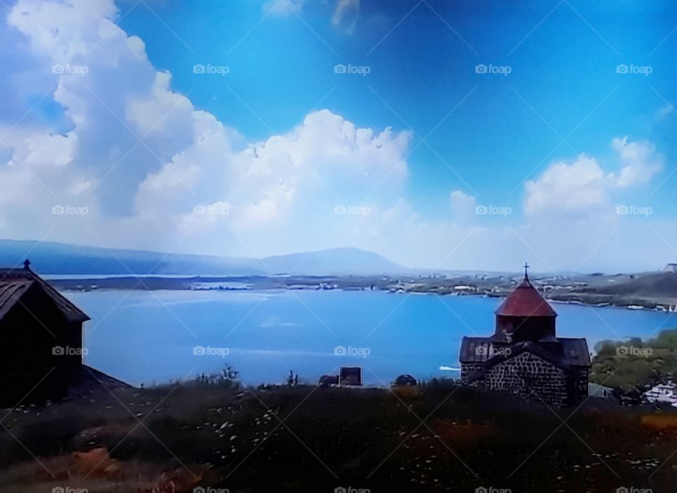 Armenia_ozero Sevan,monastery_Sevanavank