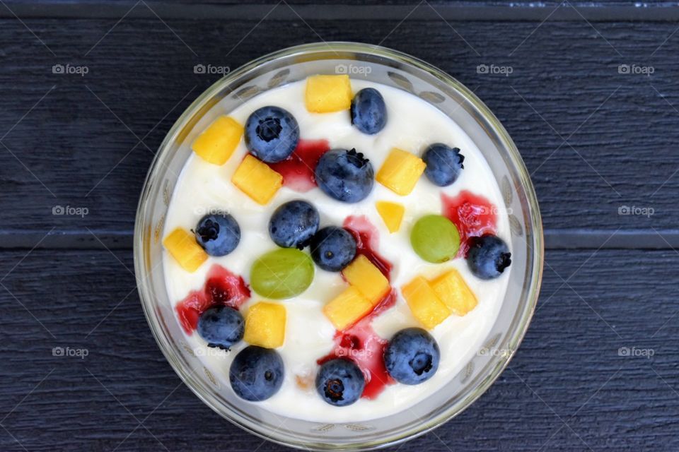 yogurt fruits