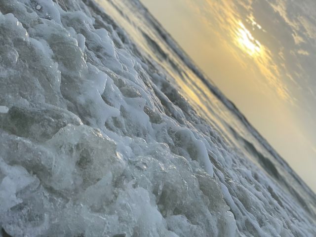 Beach Waves 