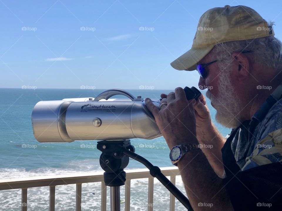 Lifestyle Photography, Ocean, Binoculars, People,