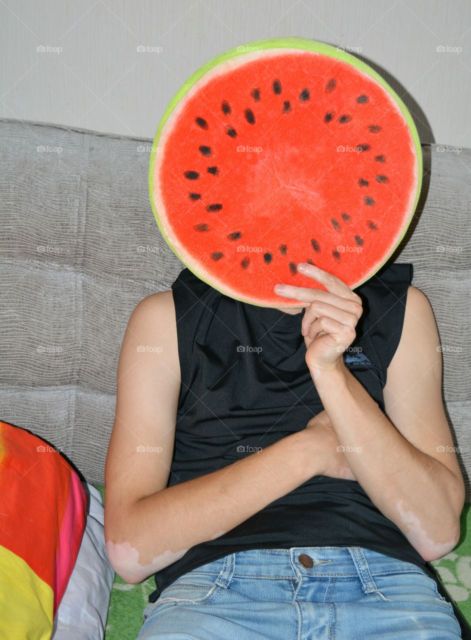 man play watermelon