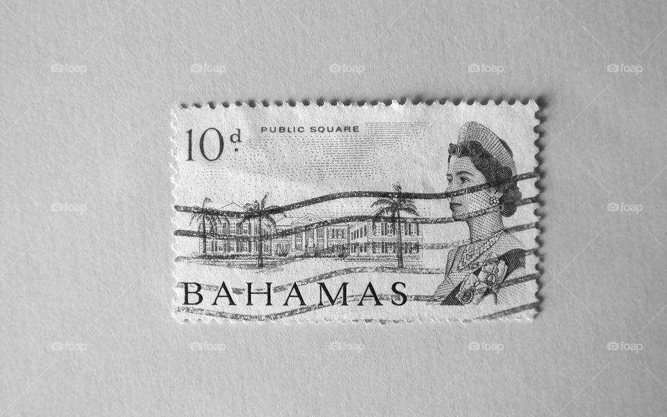 Multiple - Bahamas Queen E II stamp panoramic view