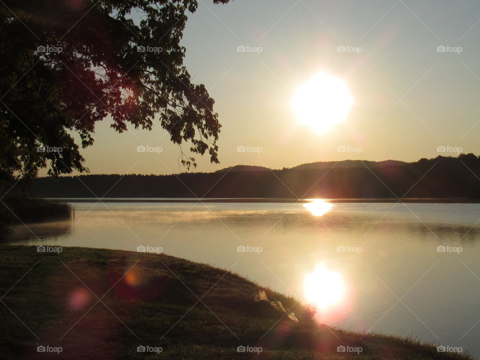 Sunrise over the lake 