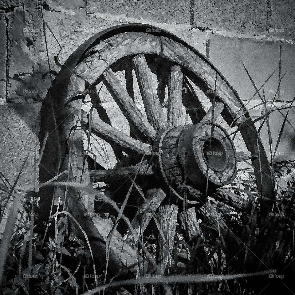 An old wooden wheel