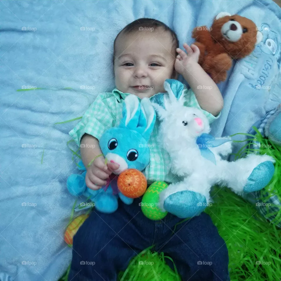 Baby's Easter Wave