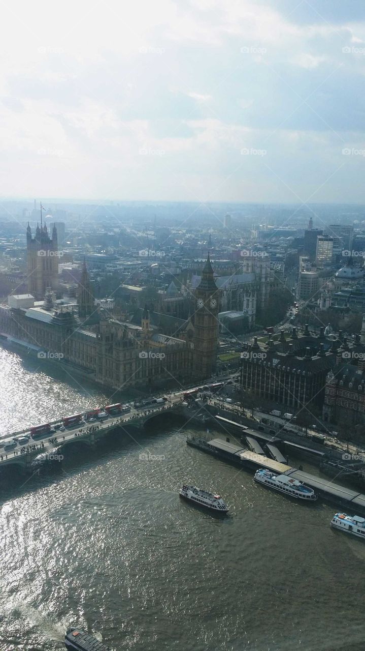 Wiew over London, Westminster bridge, Thames and Big ben