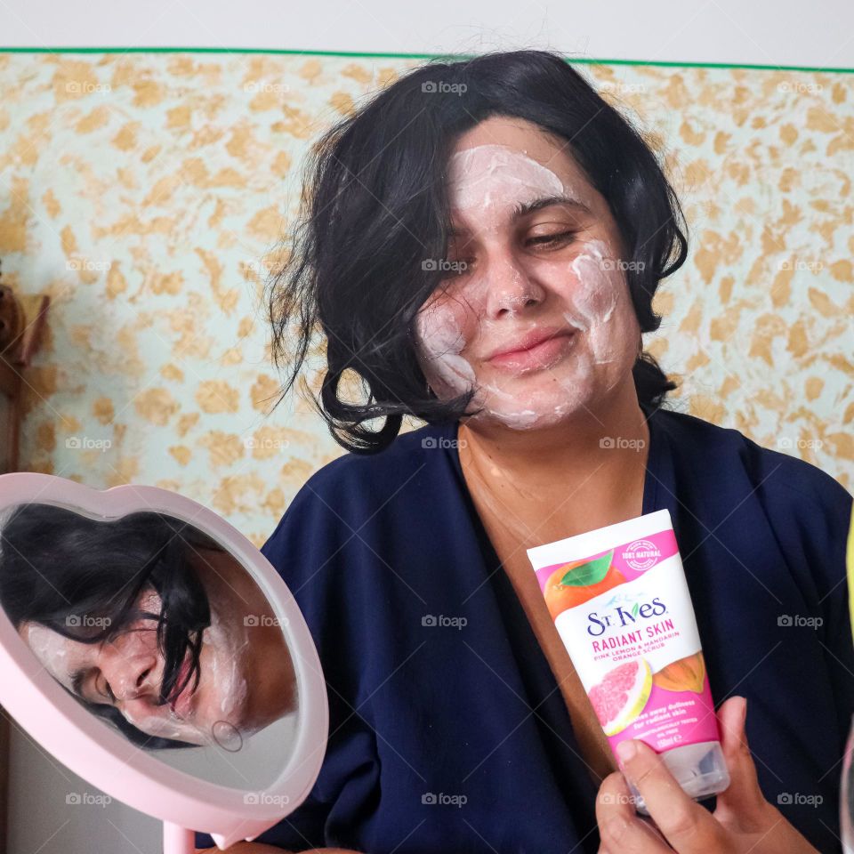 St.ives- radiant skin,  pink lemon and mandarine orange scrub