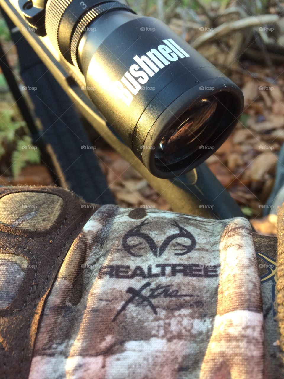 Bushnell Scope and Realtree equipment 