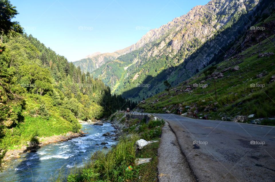 road between mountains