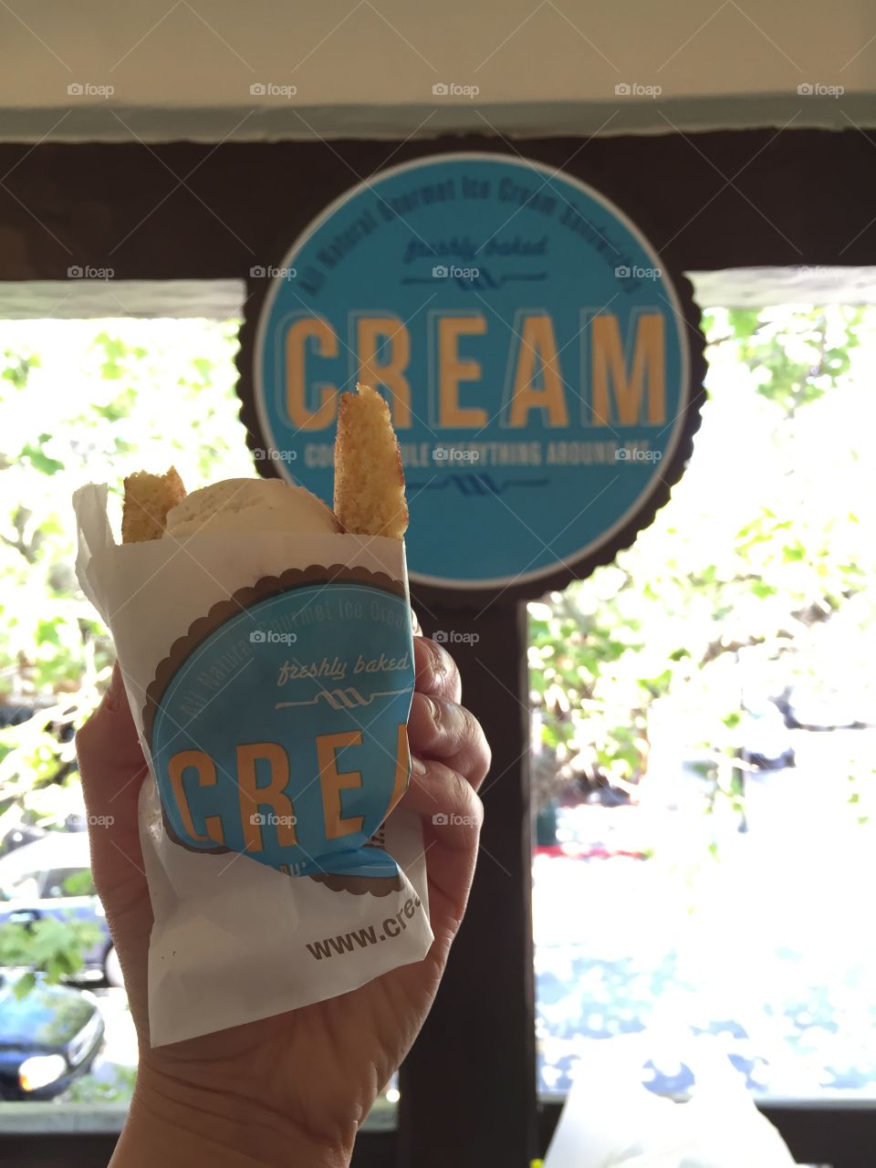 CREAM. Nothing says summer like an ice cream sandwich
