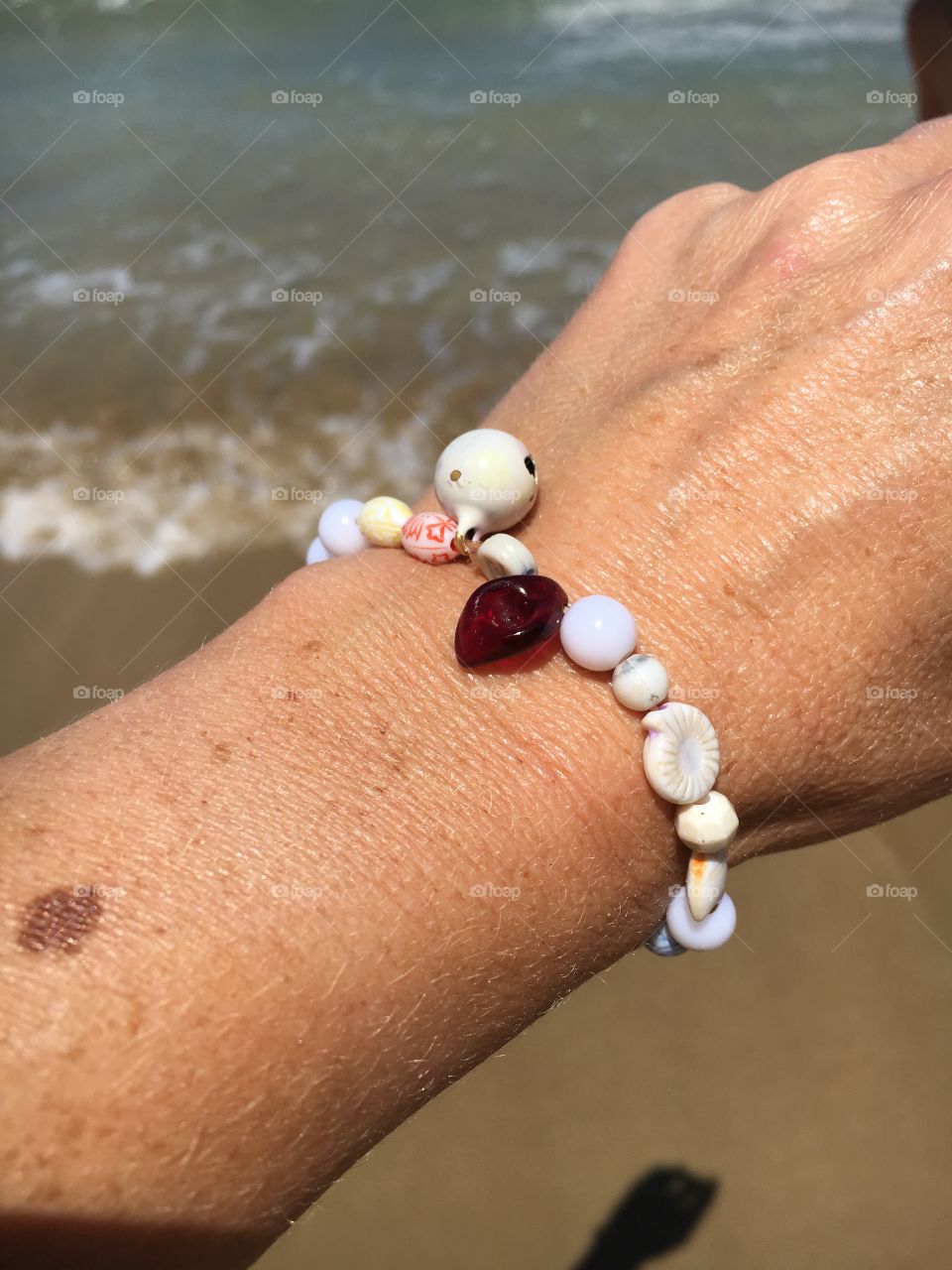 BRACLET by the sea