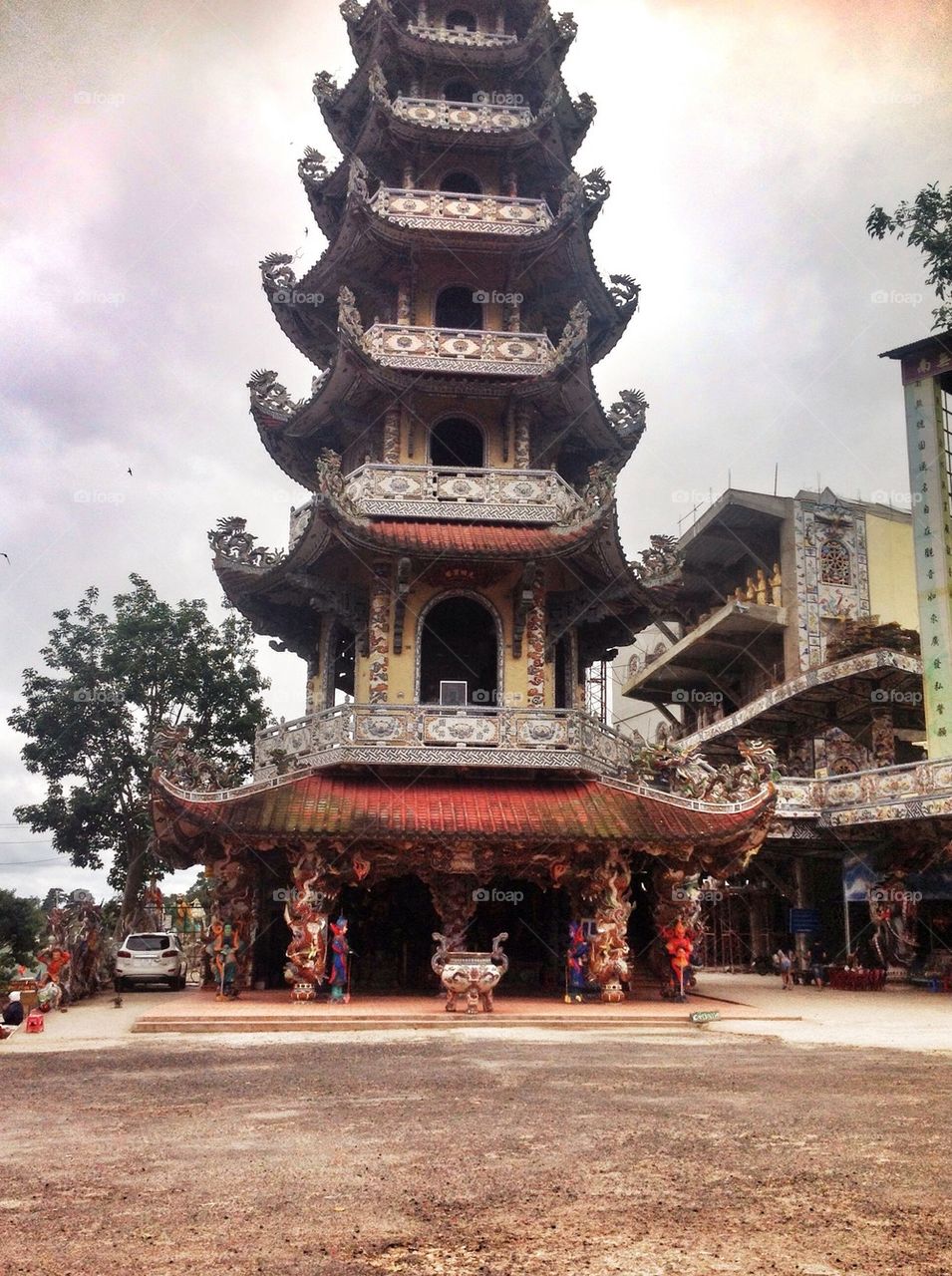 Buddhism cathedral f