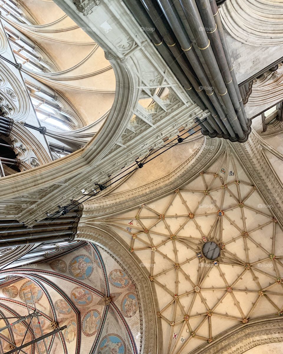 Salisbury cathedral architecture 