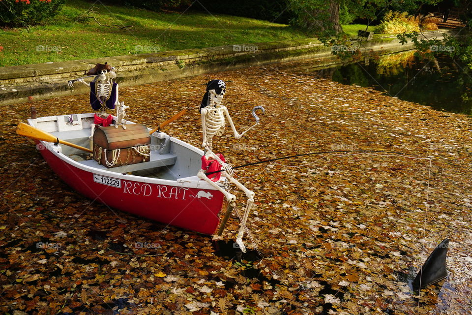 Autumnal Lake full of leaves and pirate skeletons ... Happy Halloween 👻