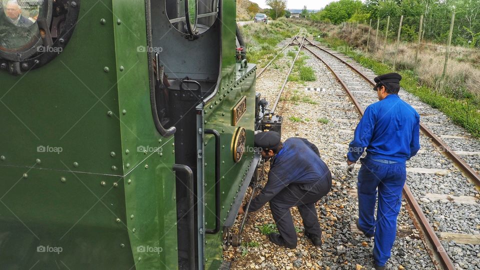 Tren de Arganda,... que pita más que anda