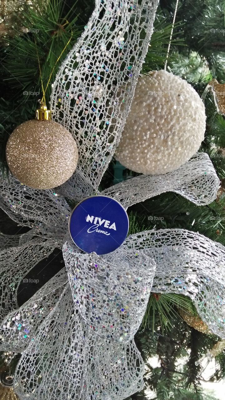 The Enchanted Holiday! Merry Christmas With Nivea