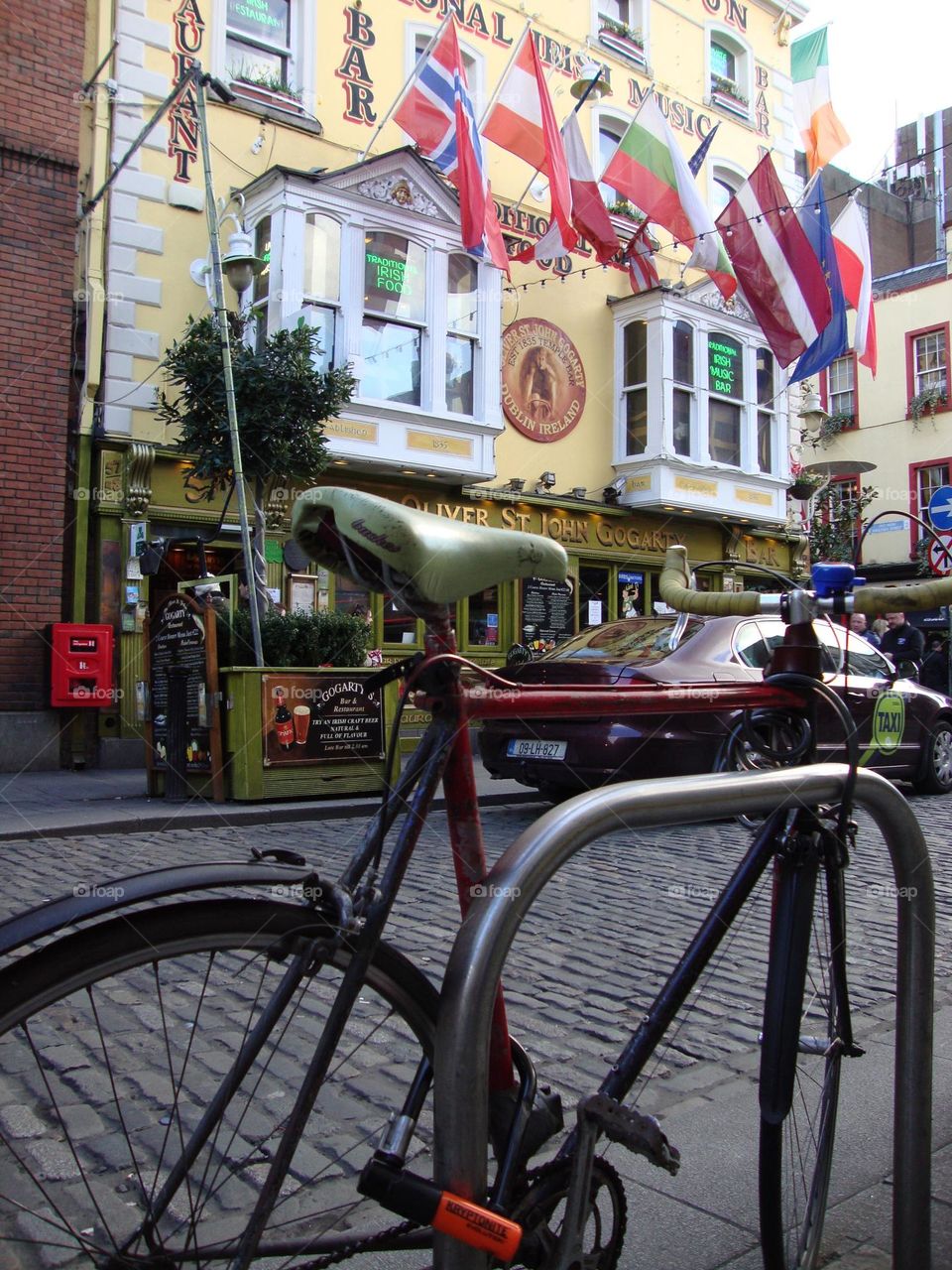 Locked up bike in Dublin Ireland 🇮🇪