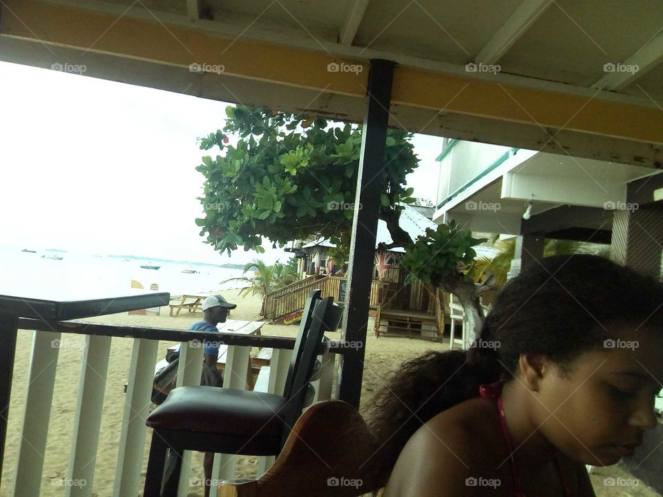 we should all ways love how we or and be great full to be the person you are  an all ways bee you