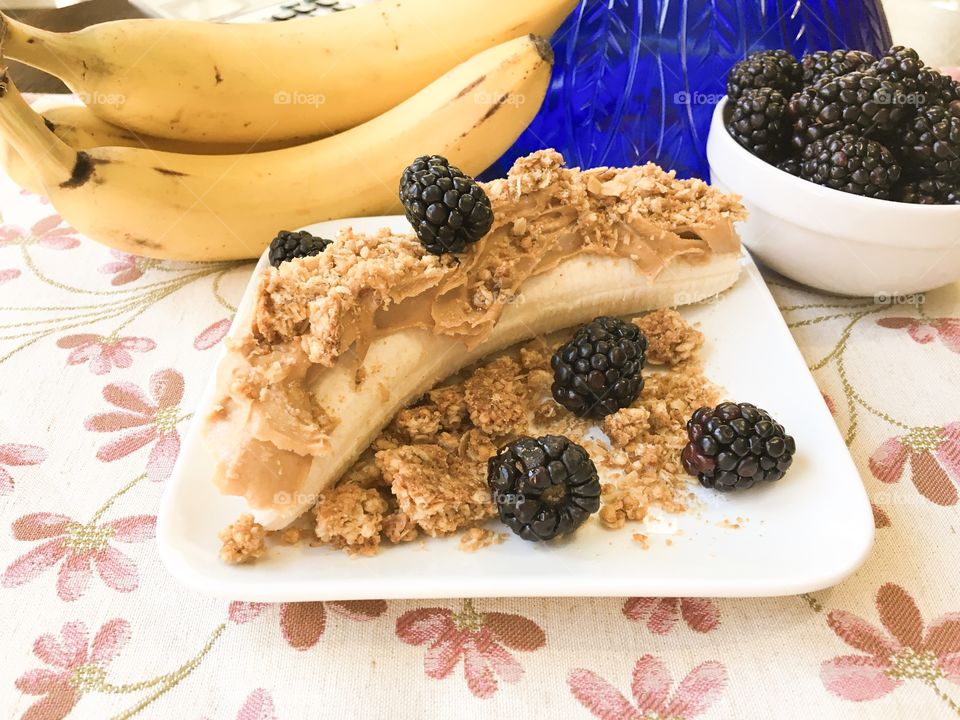 Nut Butter Banana and Granola with Blackberries