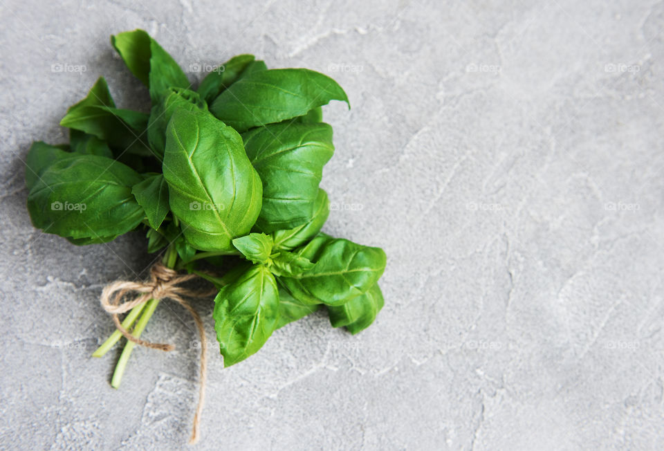 Green basil 