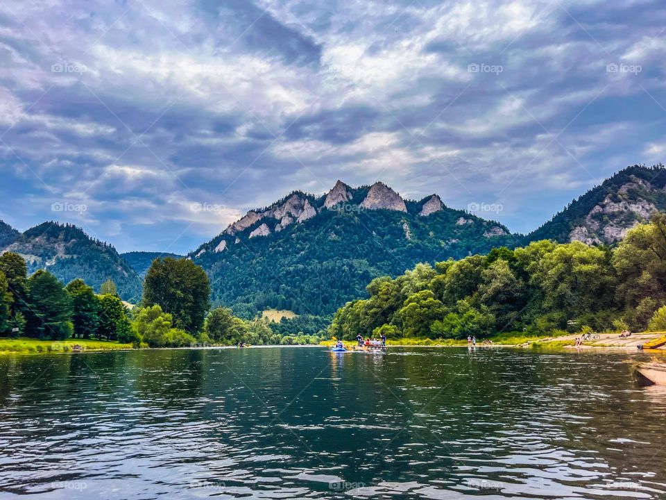 
This is a delightful River throughout its length.