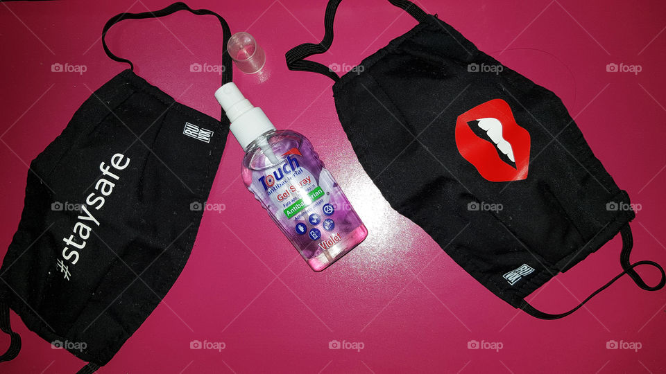 Stay safe protect your life mask on