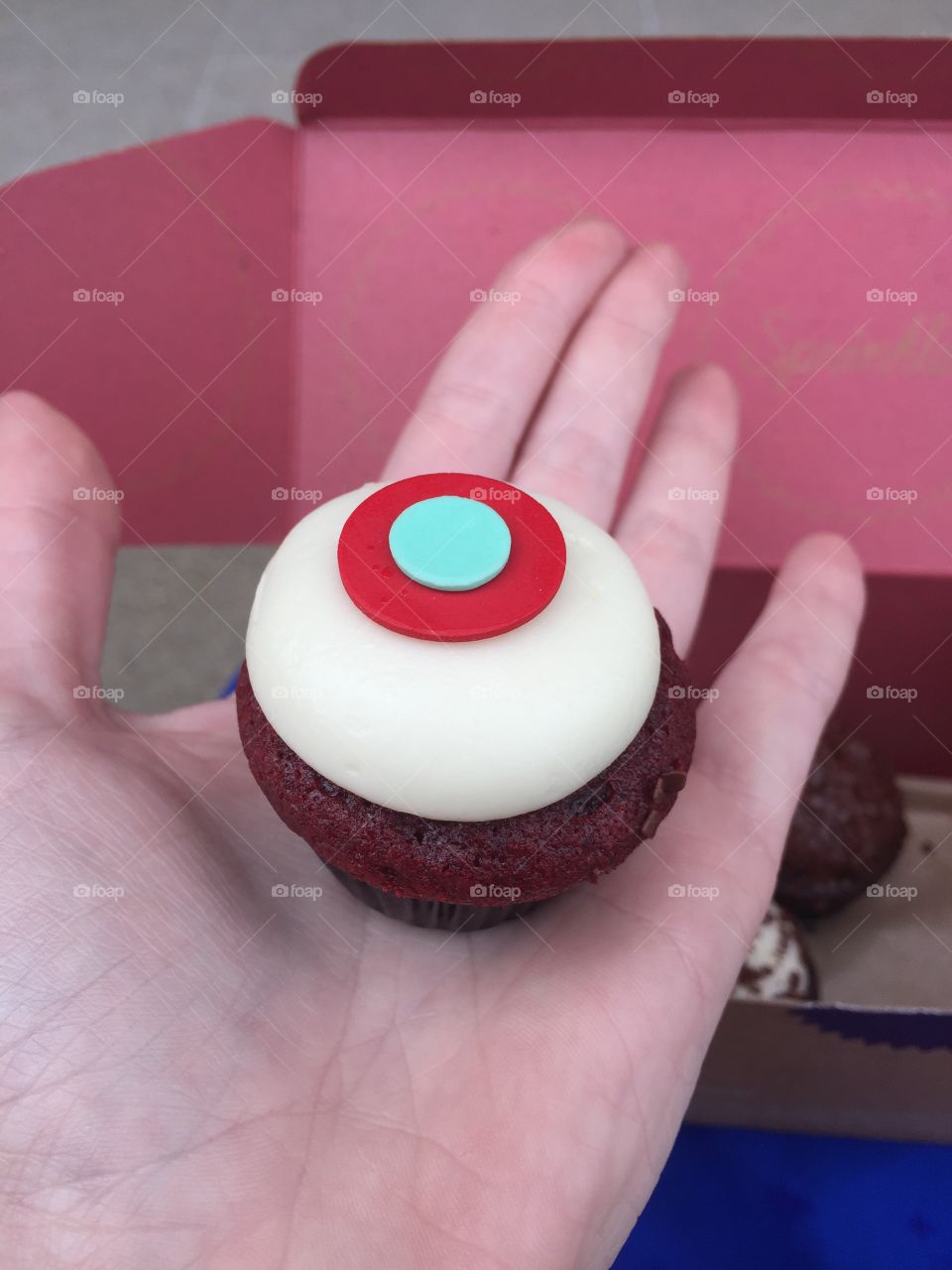 Mini red velvet cupcake 