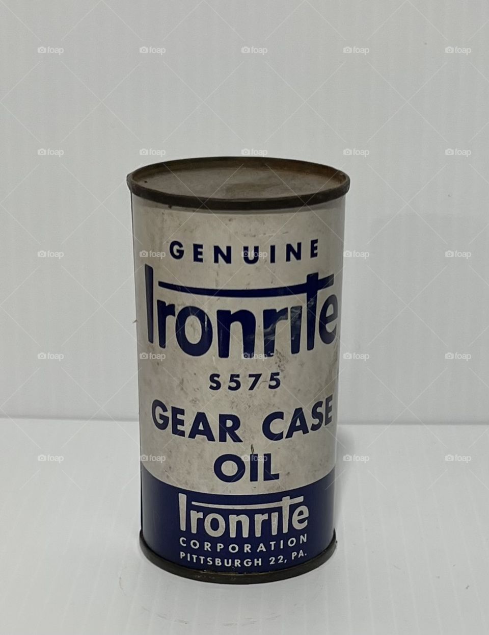 Gear case oil