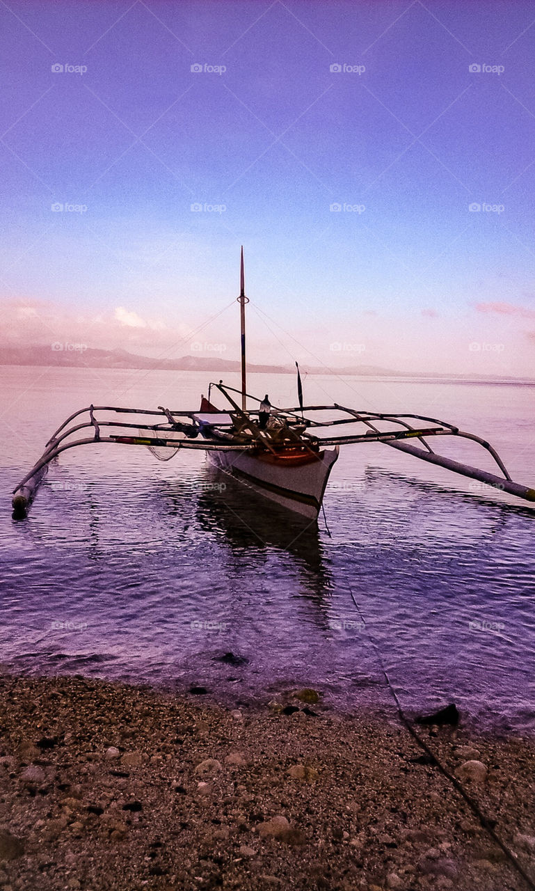 a boat look like a spider