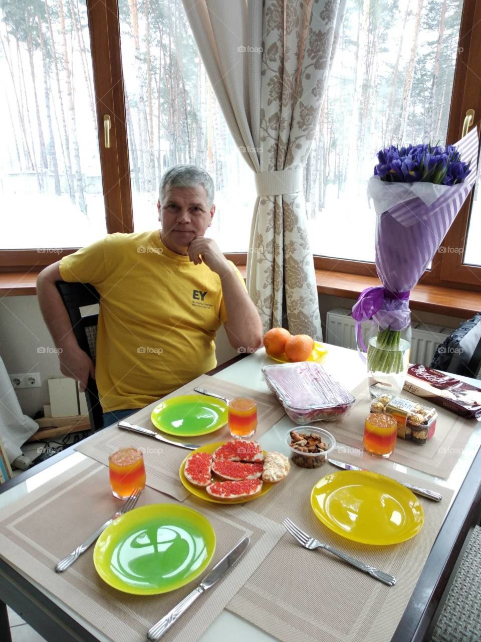 В ожидании завтрака.