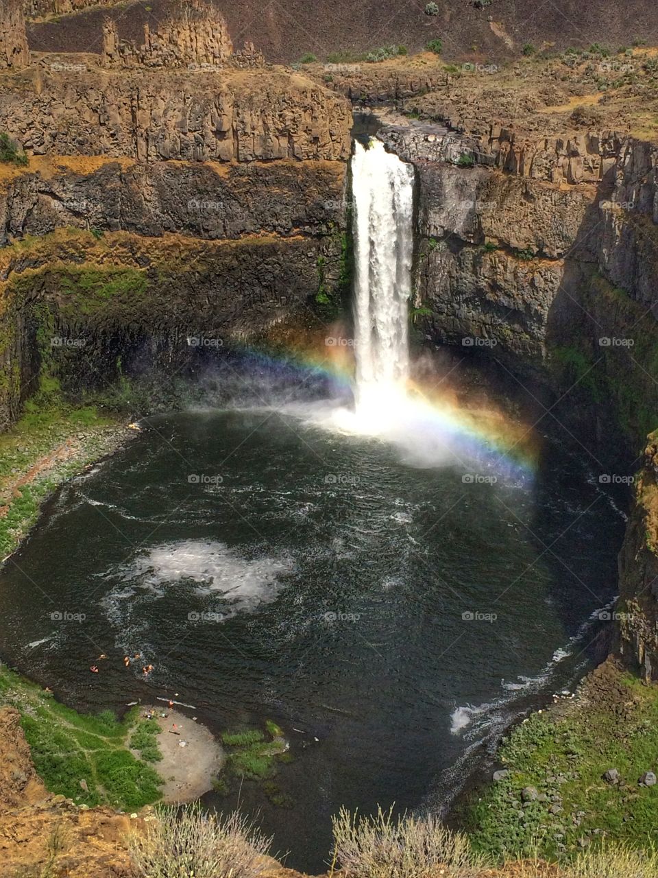 Rainbow Falls 