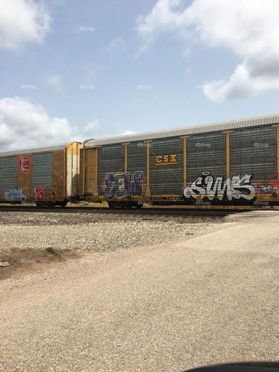 Railway graffiti 3